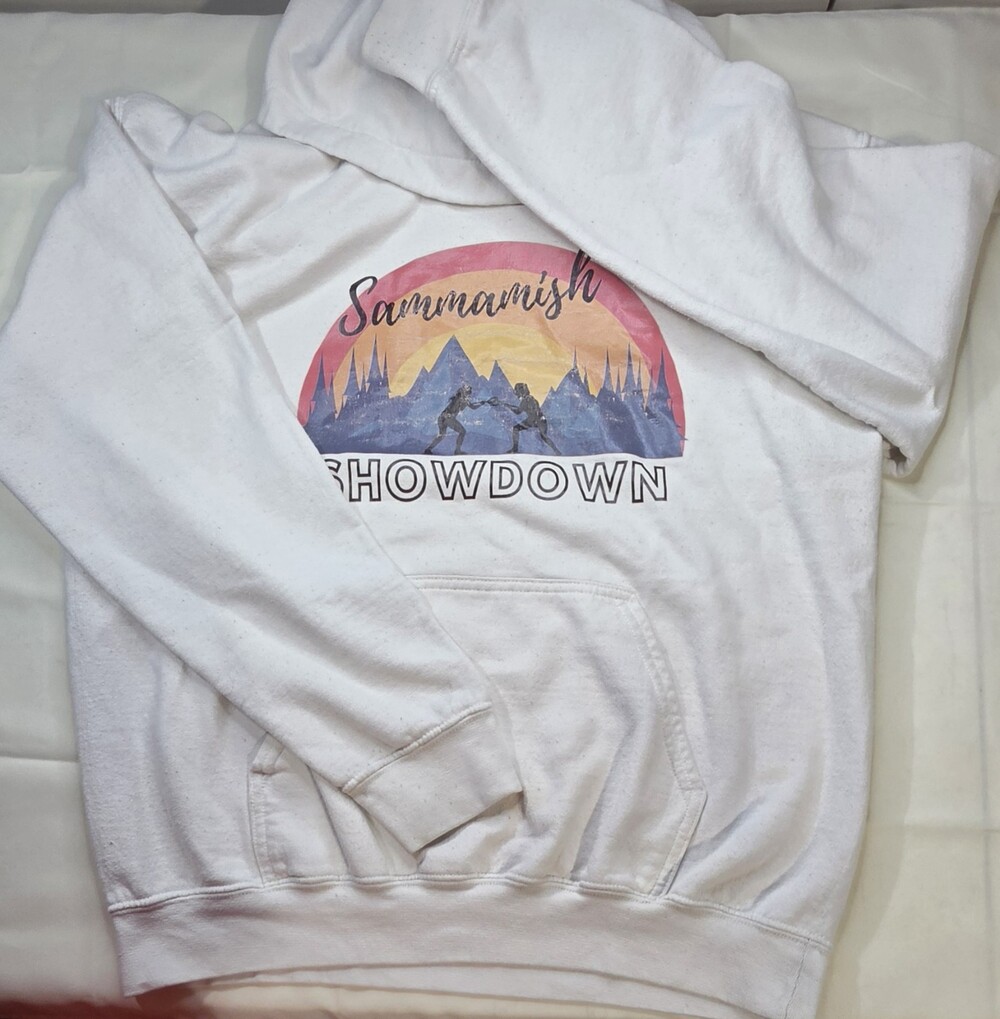 Gildan Heavy Blend Hoodie Sammamish Showdown White Medium Unisex Sku 0379